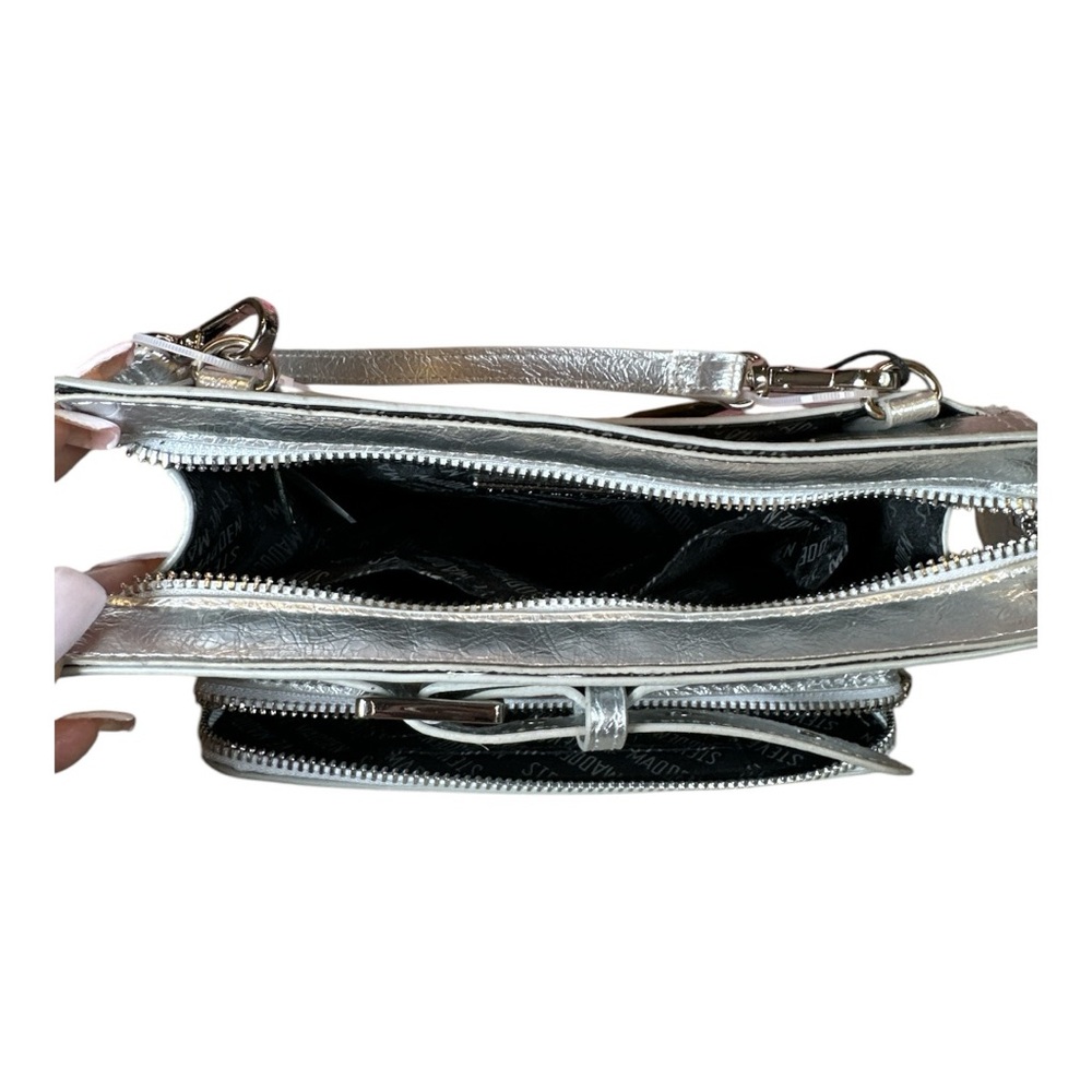 Steve Madden Metallic Silver Crossbody Bag NWT - Picture 6 of 7
